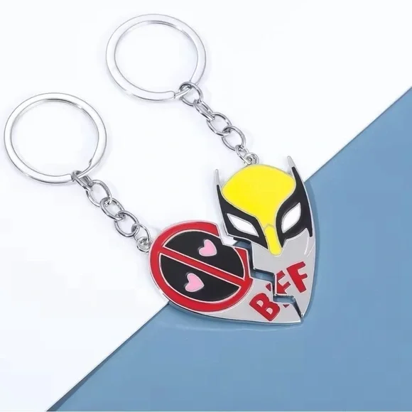 ⭐️NEW⭐️ Marvel Wolverine & Deadpool BFF 2 PC Heart Keychain Set - Picture 5 of 8